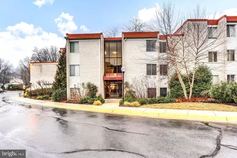 14410 Parkvale Rd #5, Rockville, MD 20853