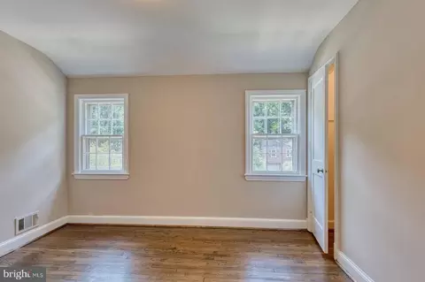 Bedroom - 213 Dale Dr, Silver Spring, MD 20910 photo 3 of 5