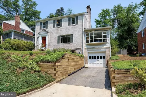 Exterior - 213 Dale Dr, Silver Spring, MD 20910 photo 2 of 5