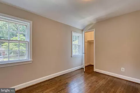 Bedroom - 213 Dale Dr, Silver Spring, MD 20910 photo 4 of 5