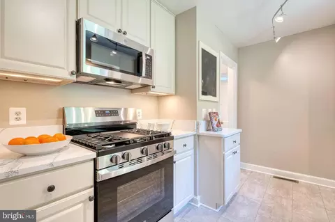Kitchen - 213 Dale Dr, Silver Spring, MD 20910 photo 1 of 4