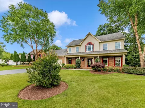 Exterior - 13901 Sullivan Ct, Silver Spring, MD 20906 photo 6 of 11