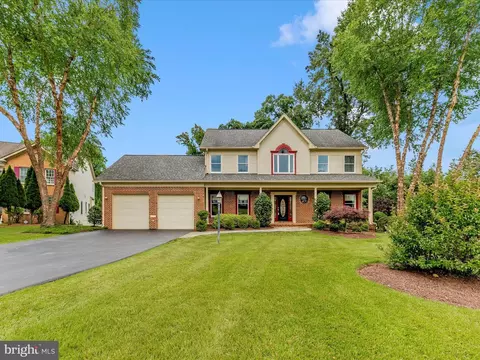 Exterior - 13901 Sullivan Ct, Silver Spring, MD 20906 photo 2 of 11