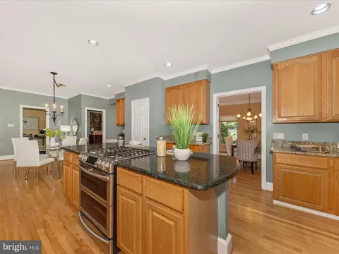 Kitchen - 13901 Sullivan Ct, Silver Spring, MD 20906 photo 5 of 6