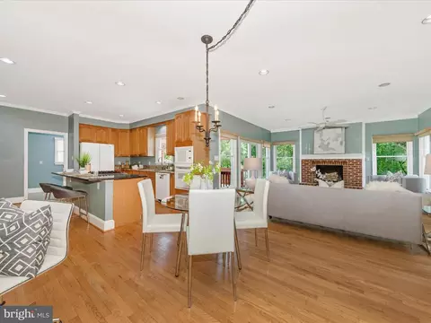 Dining - 13901 Sullivan Ct, Silver Spring, MD 20906 photo 2 of 2