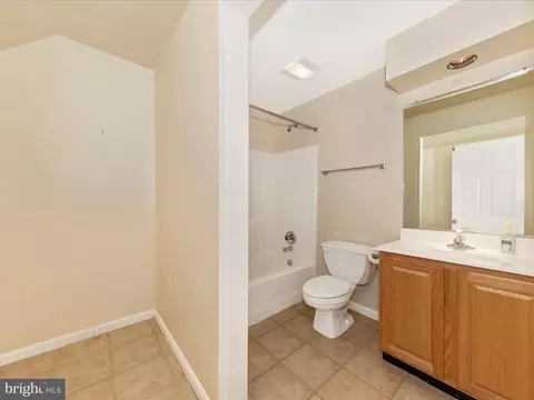 Bath - 13901 Sullivan Ct, Silver Spring, MD 20906 photo 6 of 6