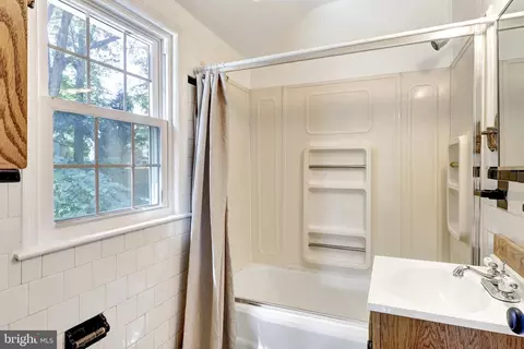 10214 Big Rock Rd, Silver Spring, MD 20901 photo 22