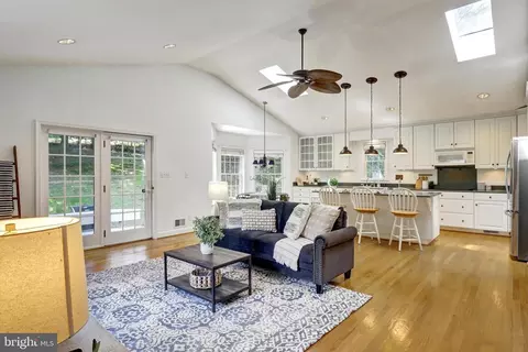 10214 Big Rock Rd, Silver Spring, MD 20901 photo 11
