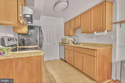 14905 Cleese Ct #5AC, Silver Spring, MD 20906 photo 7