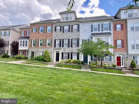 1009 Gaither Rd, Rockville, MD 20850