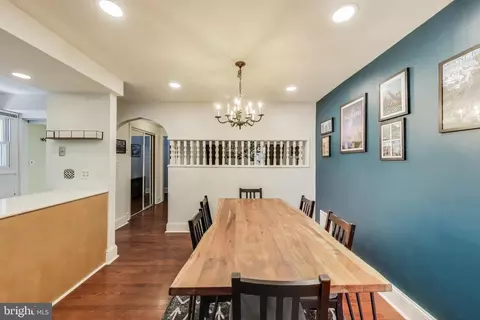 Dining - 805 Islington St, Silver Spring, MD 20910 photo 2 of 3