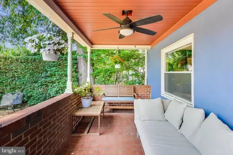 Exterior - 805 Islington St, Silver Spring, MD 20910 photo 4 of 11