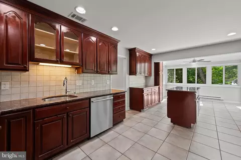 15016 Wellwood Rd, Silver Spring, MD 20905 photo 11