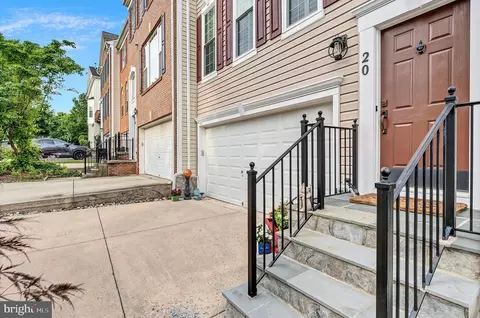 20 Inkberry Cir, Gaithersburg, MD 20877 photo 2