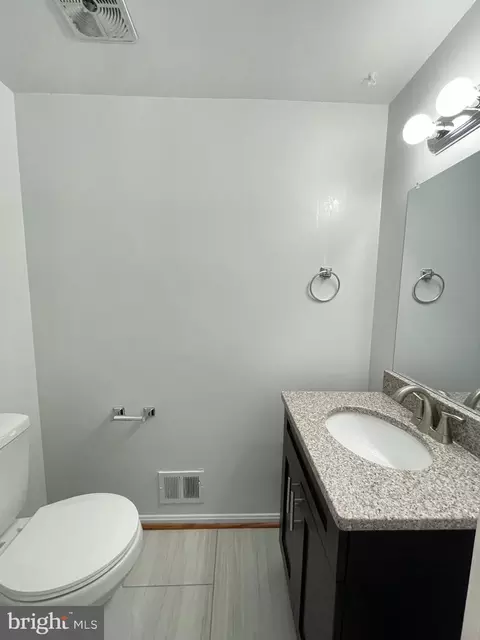 Bath - 1600 Winding Waye Ln, Silver Spring, MD 20902 photo 1 of 5