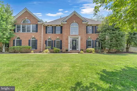 19825 Tanbark Way, Brinklow, MD 20862