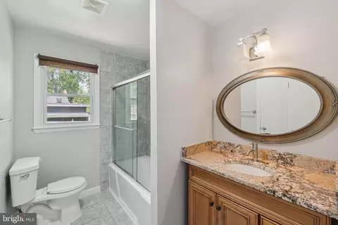 Bath - 1310 Gresham Rd, Silver Spring, MD 20904 photo 3 of 4