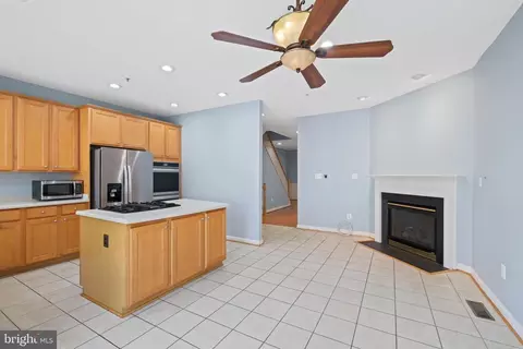 10728 Horde St, Silver Spring, MD 20902 photo 7