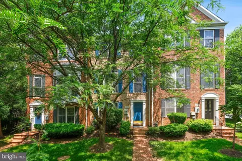 10728 Horde St, Silver Spring, MD 20902