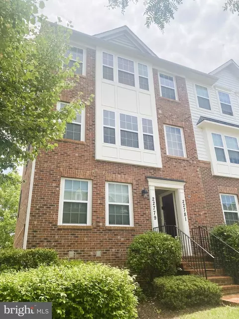 22779 Autumn Breeze Ave #101, Clarksburg, MD 20871