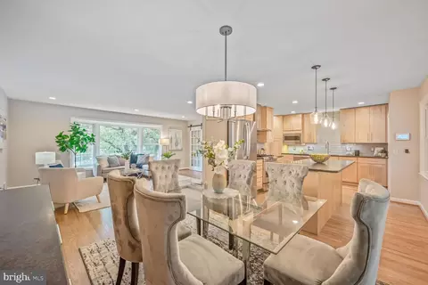 10412 Kinloch Rd, Silver Spring, MD 20903 photo 8