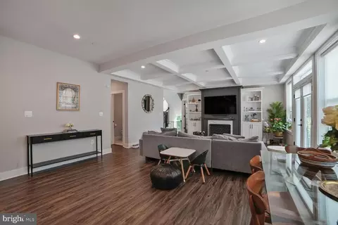 Entry Way - 13013 Jewel Ct, Silver Spring, MD 20904 photo 4 of 11