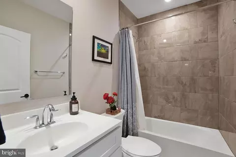 Bath - 13013 Jewel Ct, Silver Spring, MD 20904 photo 3 of 3