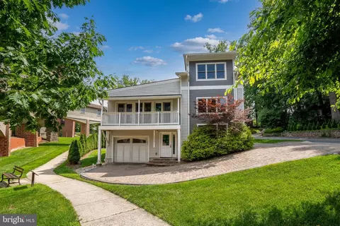Exterior - 2809 Linden Ln, Silver Spring, MD 20910 photo 2 of 7