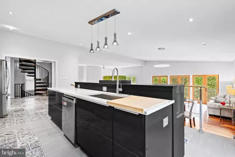 Kitchen - 2809 Linden Ln, Silver Spring, MD 20910 photo 3 of 3
