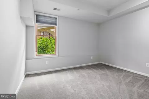 Bedroom - 2809 Linden Ln, Silver Spring, MD 20910 photo 6 of 7