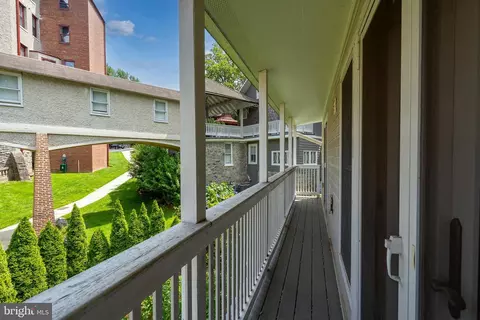 Exterior - 2809 Linden Ln, Silver Spring, MD 20910 photo 4 of 7