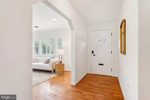 310 Southwest Dr, Silver Spring, MD 20901 photo 4