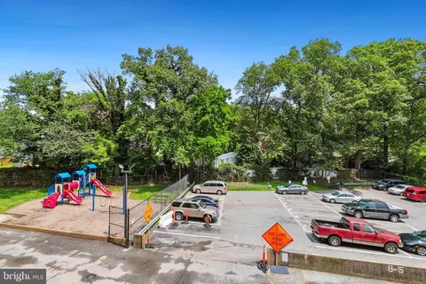 Exterior - 8830 Piney Branch Rd #305, Silver Spring, MD 20903 photo 2 of 2