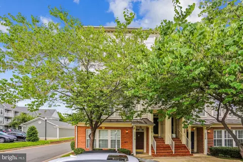 317 A Cross Green St #317A, Gaithersburg, MD 20878