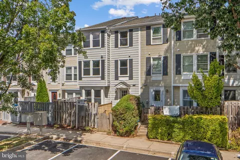 19809 Larentia Dr, Germantown, MD 20874