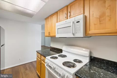 Kitchen - 14627 Deerhurst Ter #214-A, Silver Spring, MD 20906 photo 3 of 4