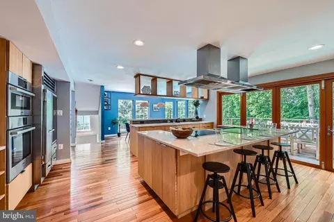 Kitchen - 1713 Nordic Hill Cir, Silver Spring, MD 20906 photo 4 of 12