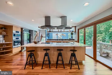 Kitchen - 1713 Nordic Hill Cir, Silver Spring, MD 20906 photo 12 of 12