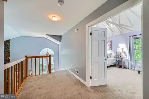 Entry Way - 1713 Nordic Hill Cir, Silver Spring, MD 20906 photo 4 of 4
