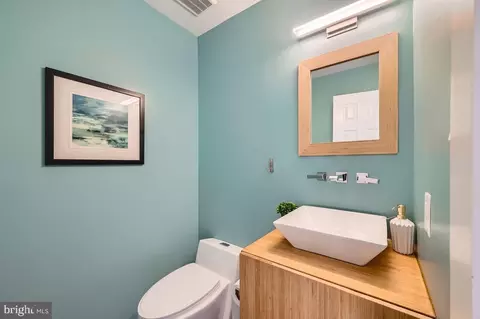 Bath - 1713 Nordic Hill Cir, Silver Spring, MD 20906 photo 1 of 6