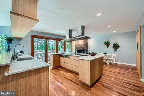 Kitchen - 1713 Nordic Hill Cir, Silver Spring, MD 20906 photo 2 of 12