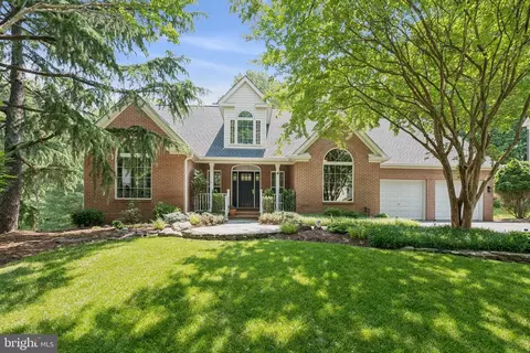 4 Hartley Pl, Gaithersburg, MD 20878