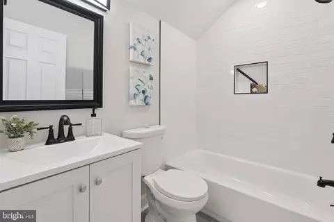 9215 Glenville Rd, Silver Spring, MD 20901 photo 27