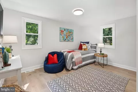 9215 Glenville Rd, Silver Spring, MD 20901 photo 32