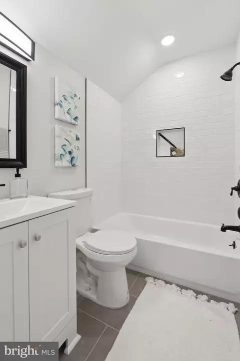 9215 Glenville Rd, Silver Spring, MD 20901 photo 28