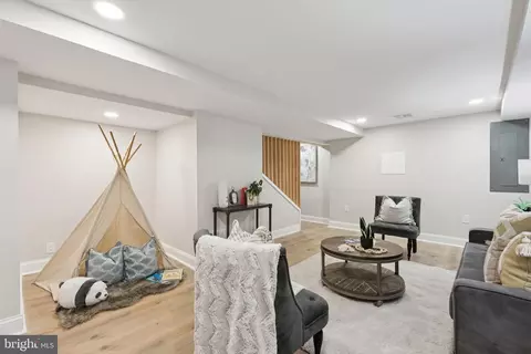 9215 Glenville Rd, Silver Spring, MD 20901 photo 31