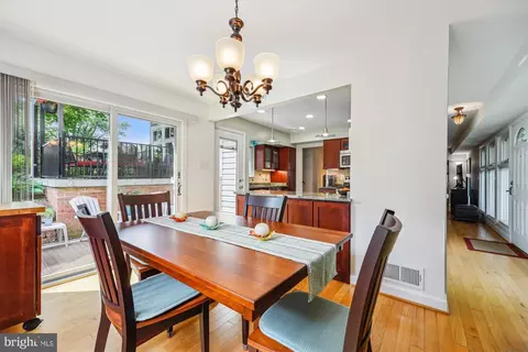 904 Hyde Rd, Silver Spring, MD 20902 photo 12