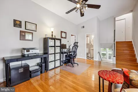 904 Hyde Rd, Silver Spring, MD 20902 photo 18
