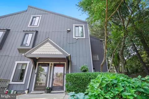 84 Windbrooke Cir #84, Gaithersburg, MD 20879