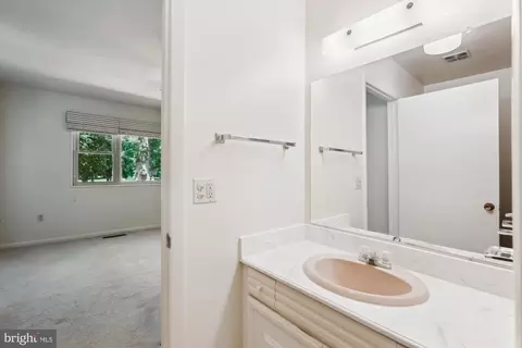 3492 Gleneagles Dr #79-E, Silver Spring, MD 20906 photo 18